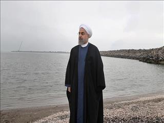 چرا باید روحانی را درک کنیم؟/ نقش تاریخی روشنفکران و اقتصاددانان در قبال دولت روحانی