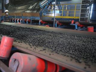 تداوم روند نزولی صادرات سنگ آهن دانه‌بندی، کنسانتره و گندله