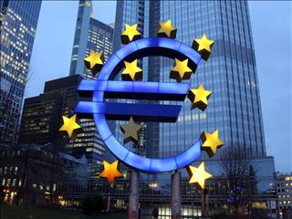 پس از یک دهه،  بانک مرکزی اروپا نرخ بهره را نیم درصد بالا برد