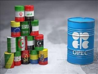 افزایش ۴۶هزاربشکه‌ای تولید و کاهش ۳دلاری قیمت نفت ایران
